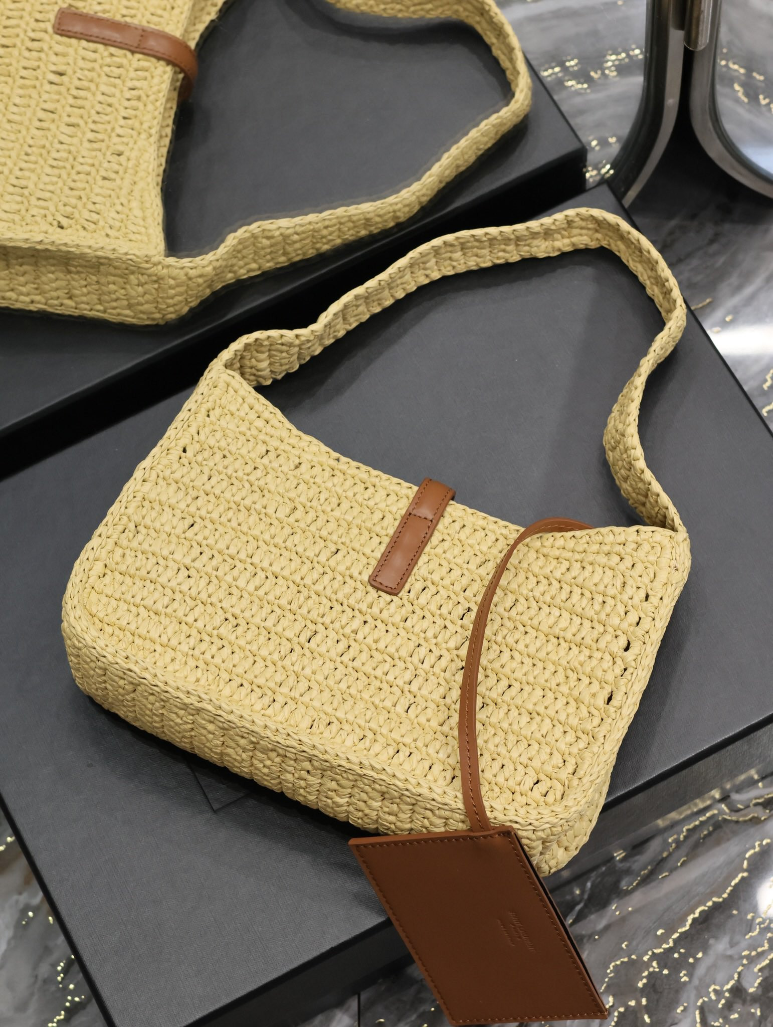 Y*L le 5 À 7 mini in raffia color natural 9.06x6.30x2.56 inches