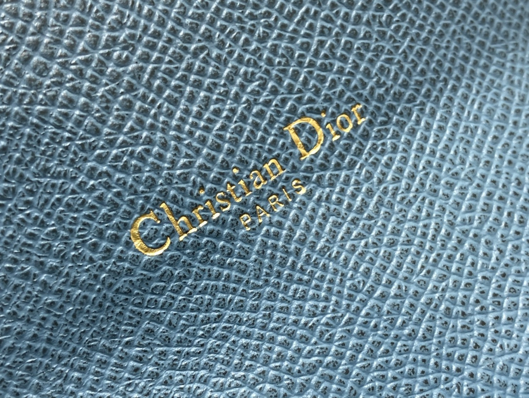 D*or card holder 12-10-5cm