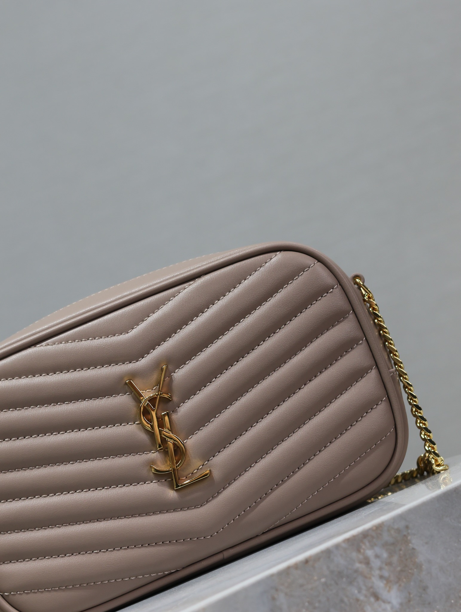 Y*L mini lou in quilted leather 7.5 x 4.1 x 2 inches