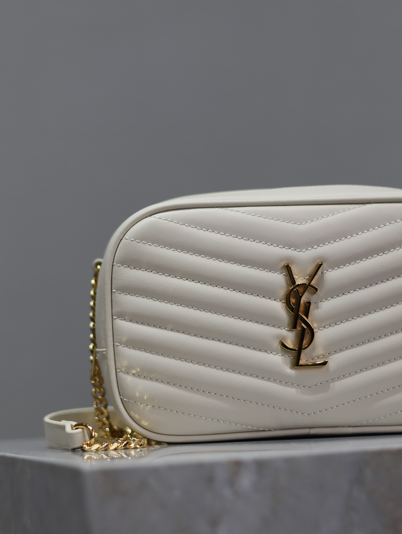 Y*L mini lou in quilted leather 7.5 x 4.1 x 2 inches