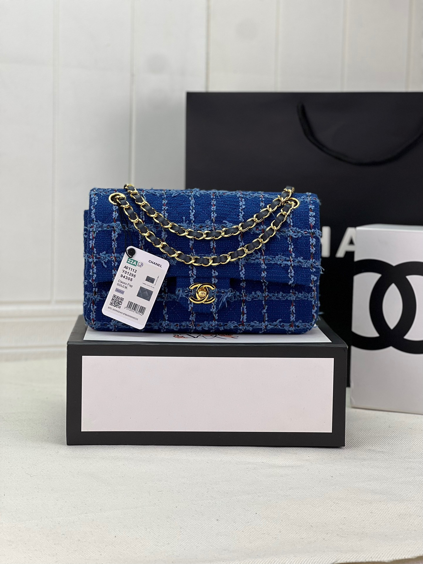 Ch*el classic 11.12 handbag tweed & gold-tone metal   6 × 9.9 × 2.5 in