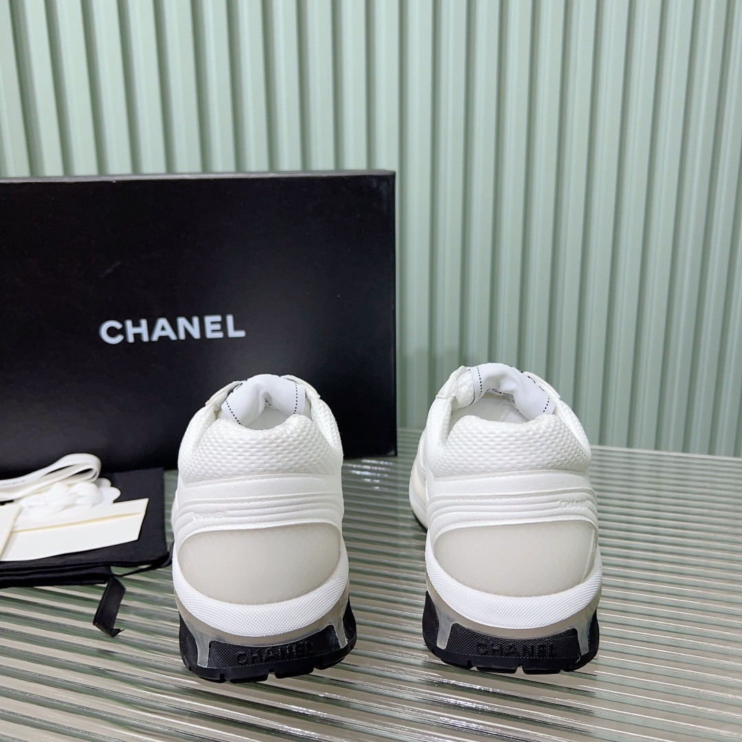 ua Ch*el sneakers fabric