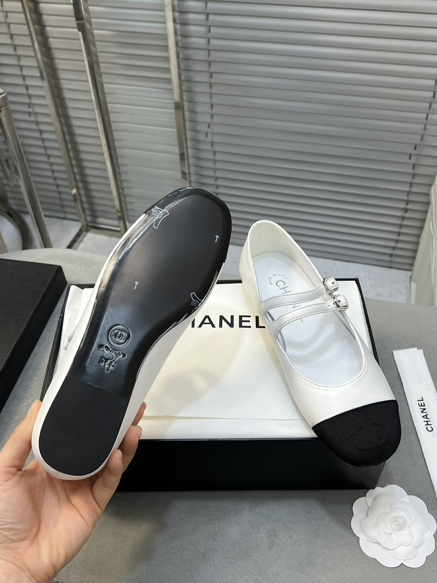 ua Ch*el mary janes  lambskin & grosgrain