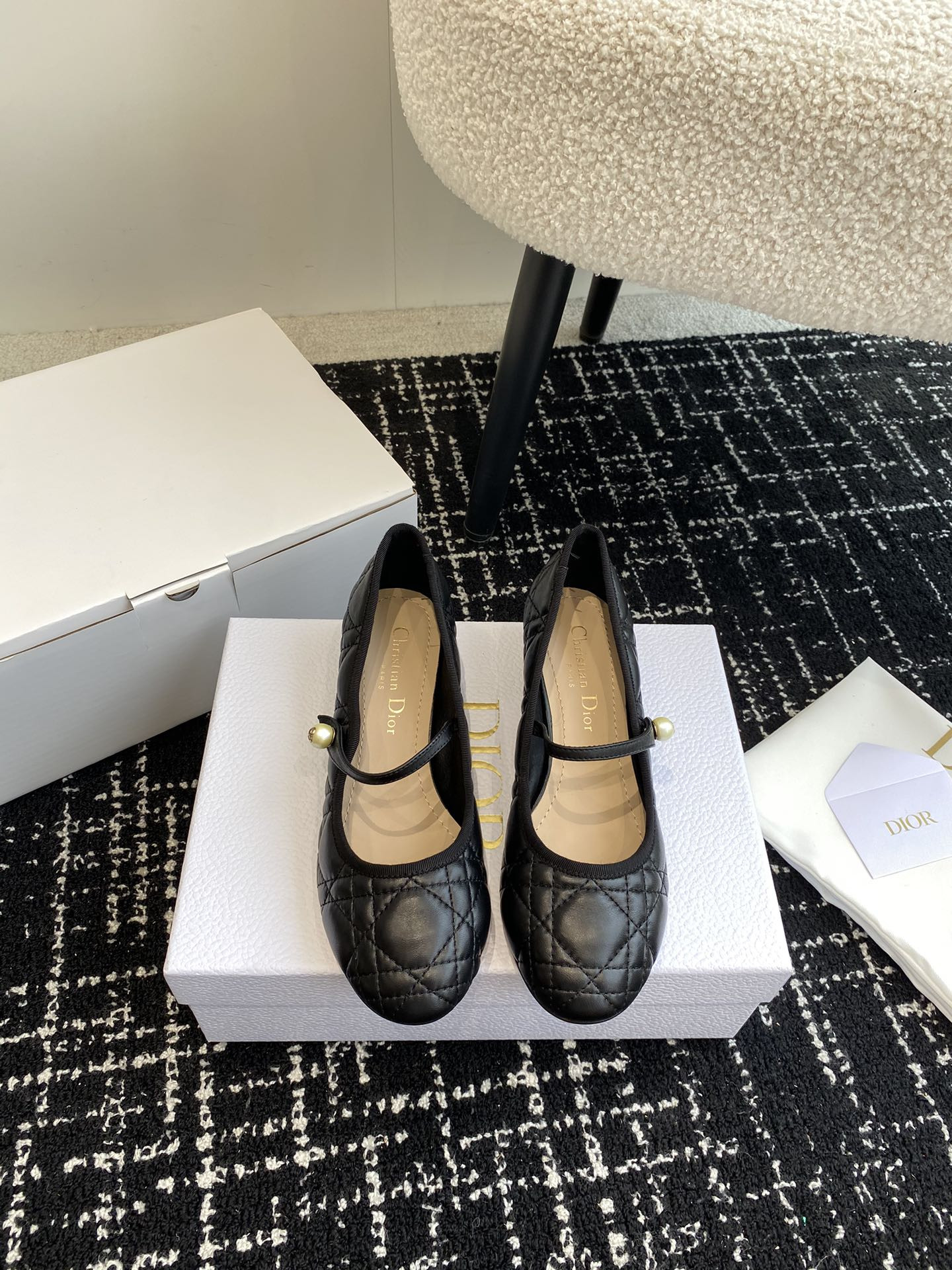 ua D*or ballet pump black