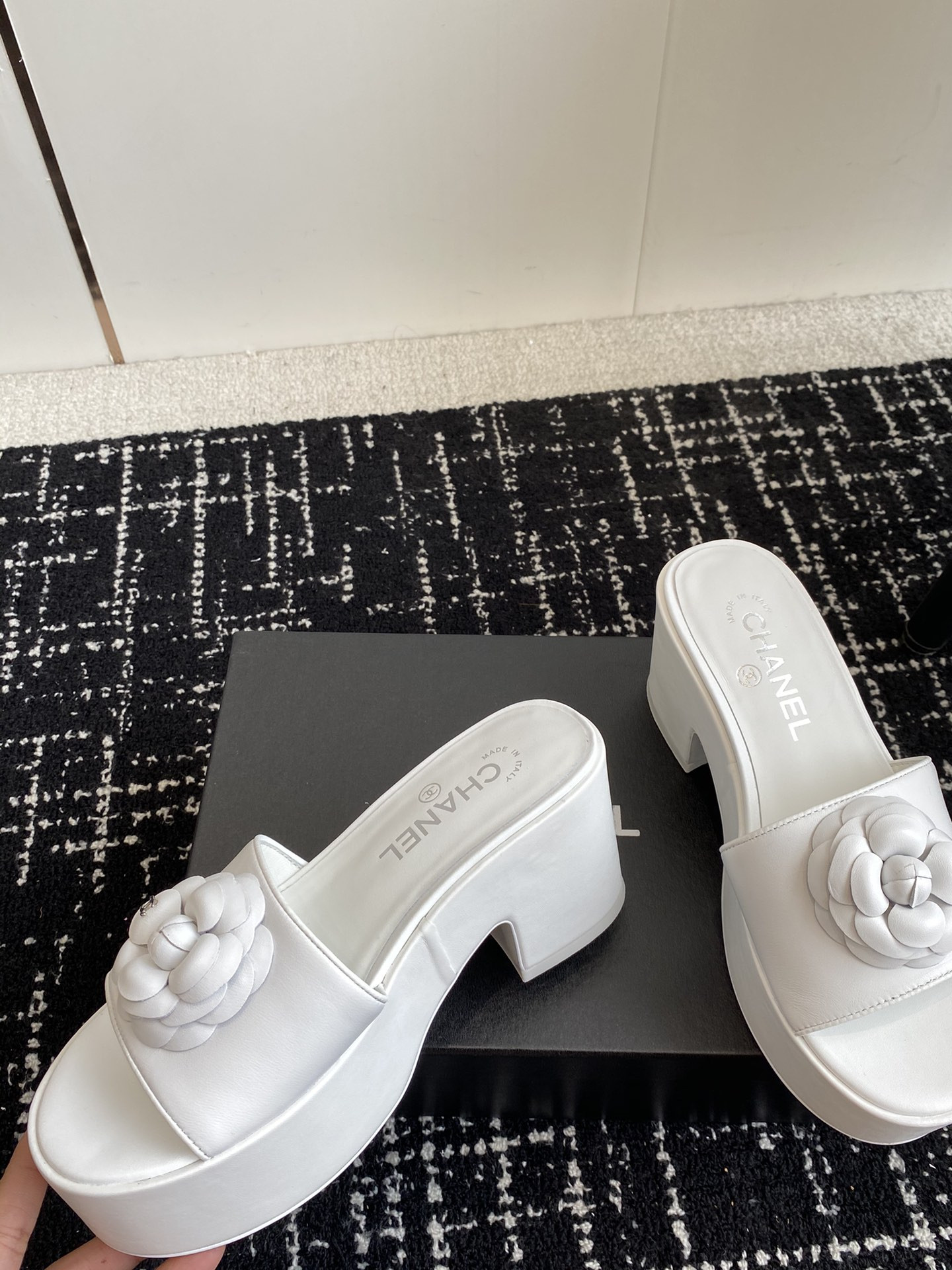 ua Ch*el mules platform heels