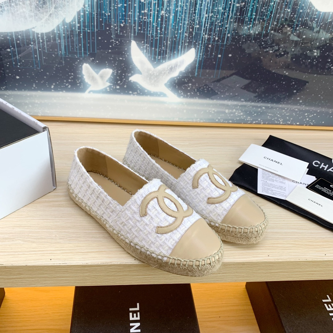 ua Ch*el espadrilles