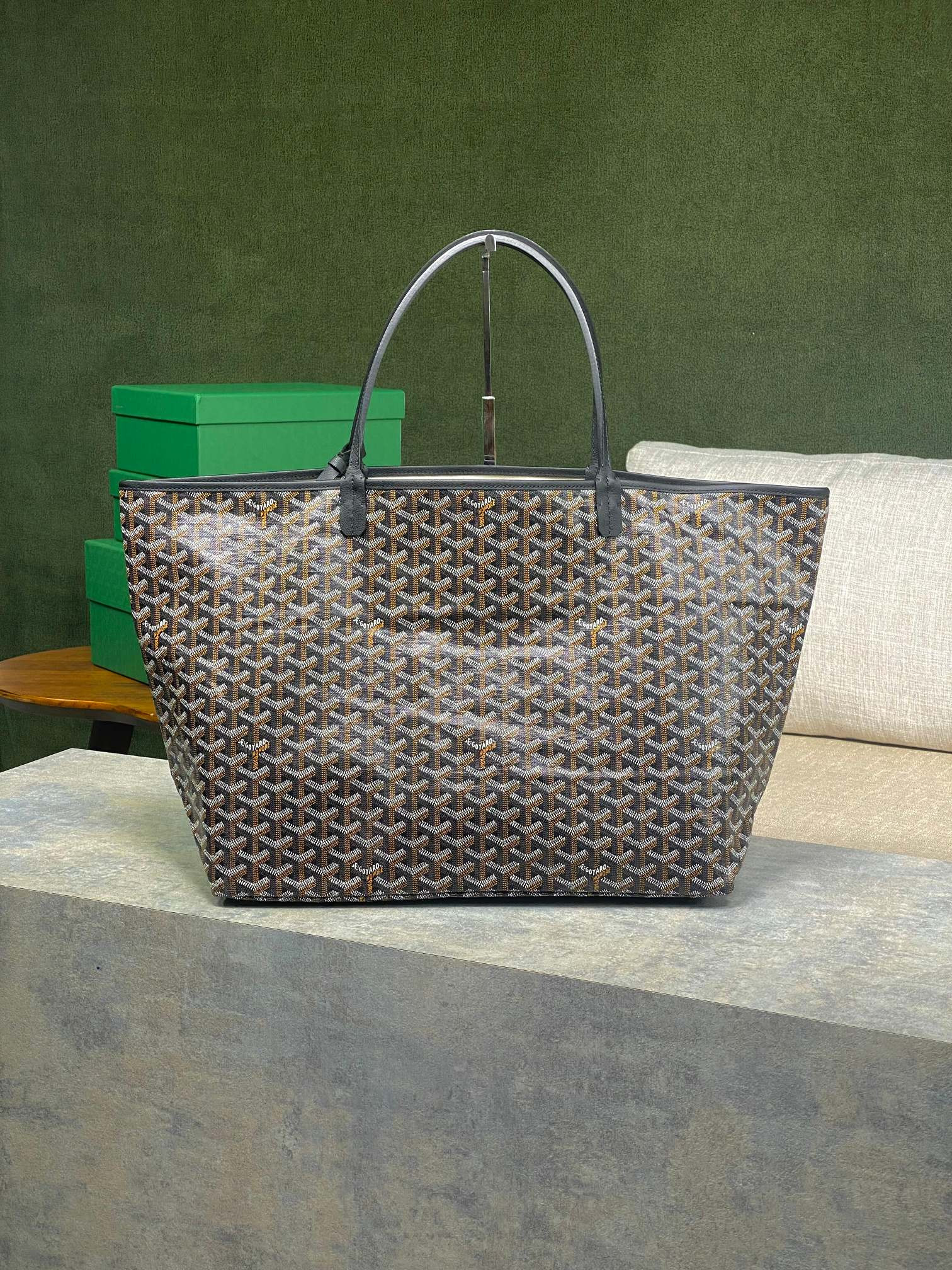 Go*ard saint l0*is gm bag 34 cm x 20 cm x 40 cm
