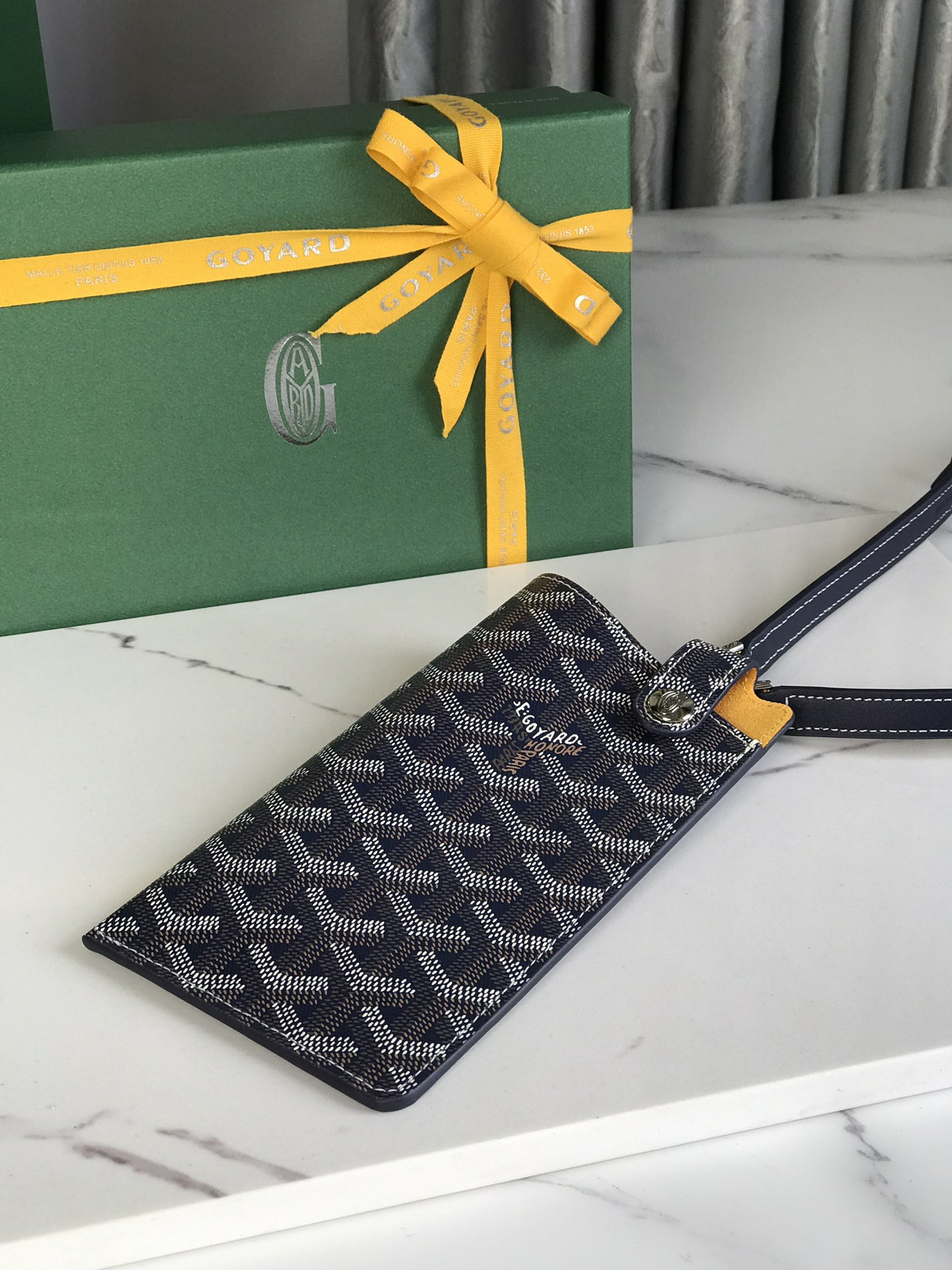 Go*ard card bag 10cm x 1cm x 18cm
