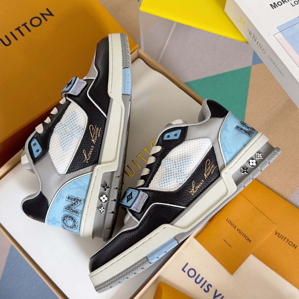 UA LV Trainer Sneaker