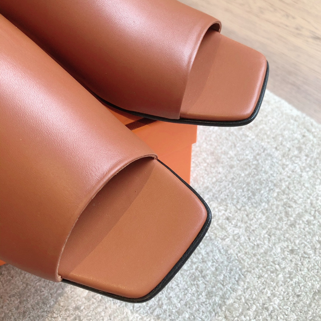 UA Hermès Sandal