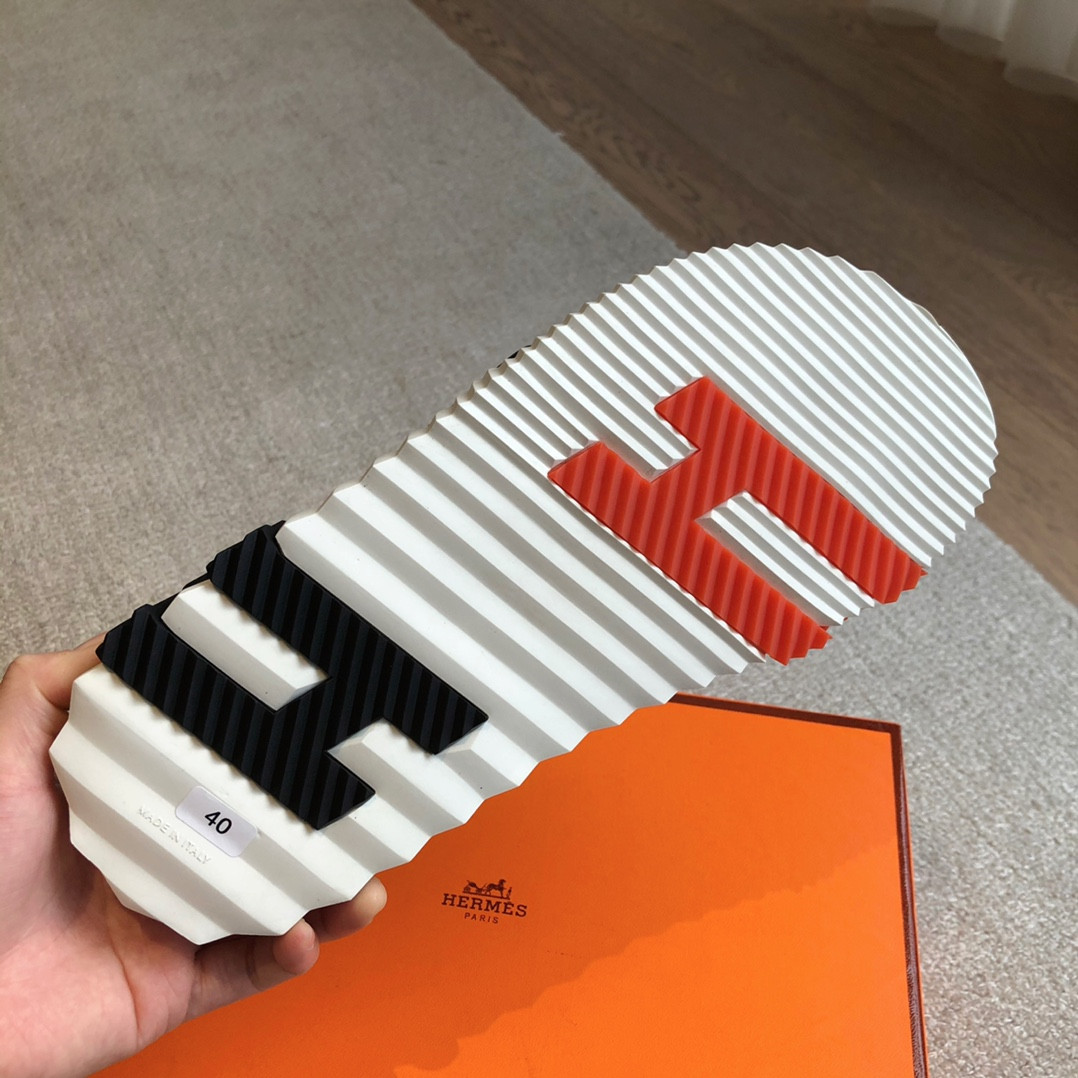 UA Hermès Infra sandal