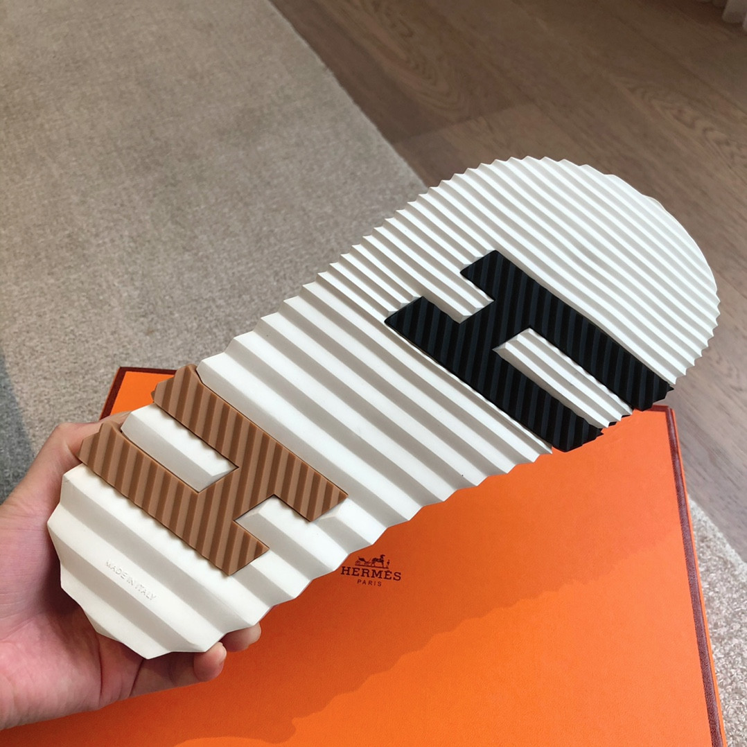 UA Hermès Infra sandal