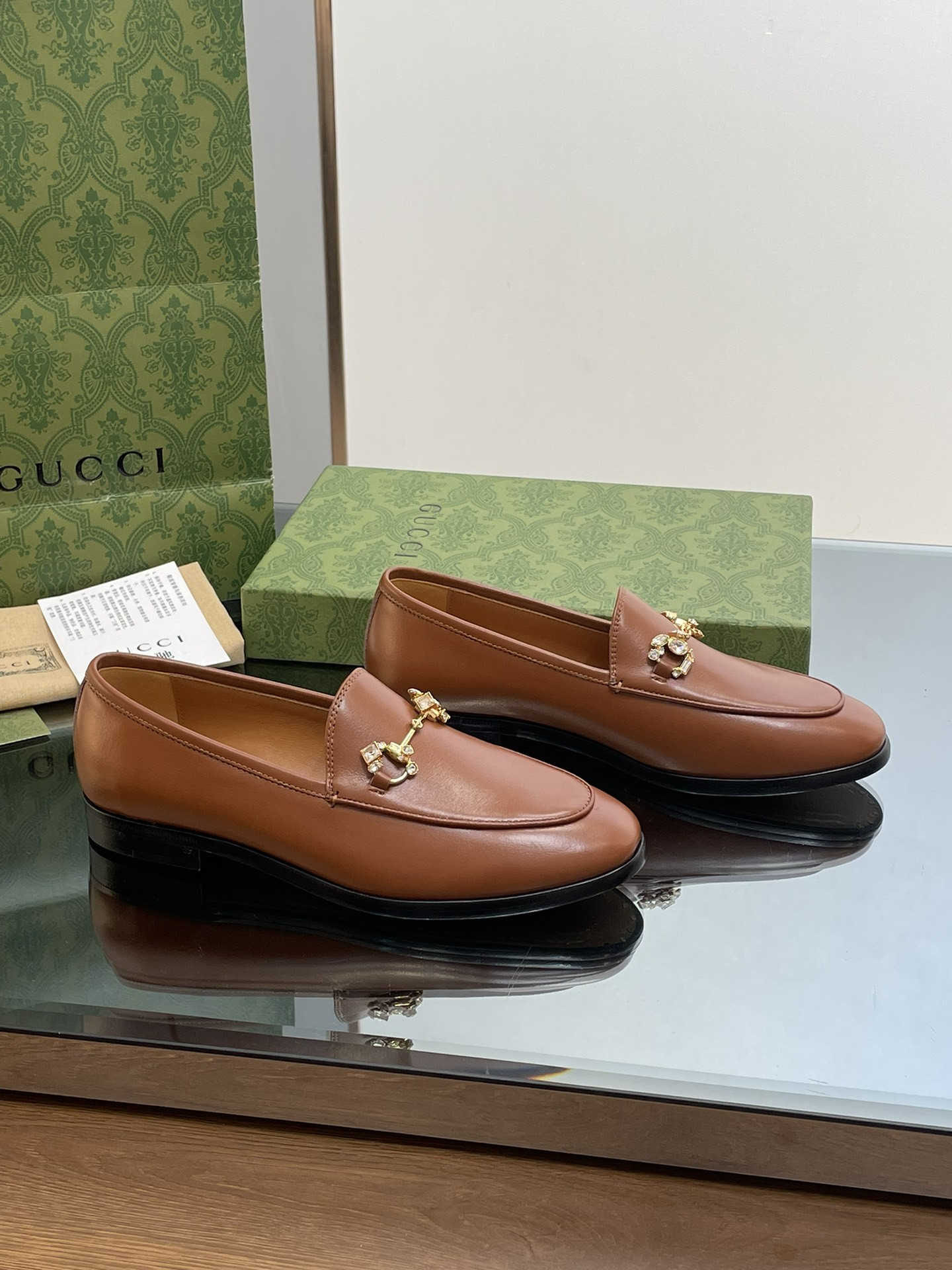 ua G*u*i horsebit loafer