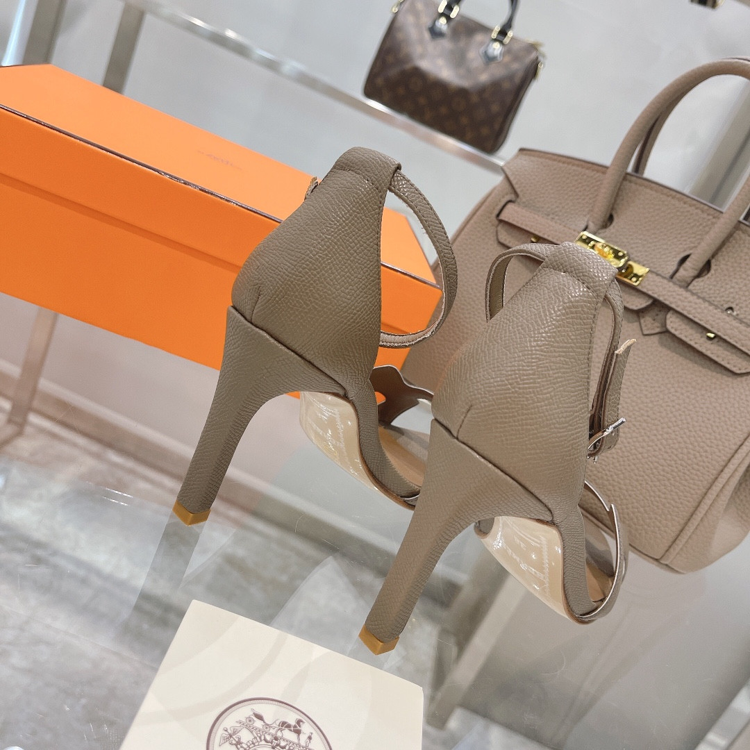 UA Hermès Heeled Sandal