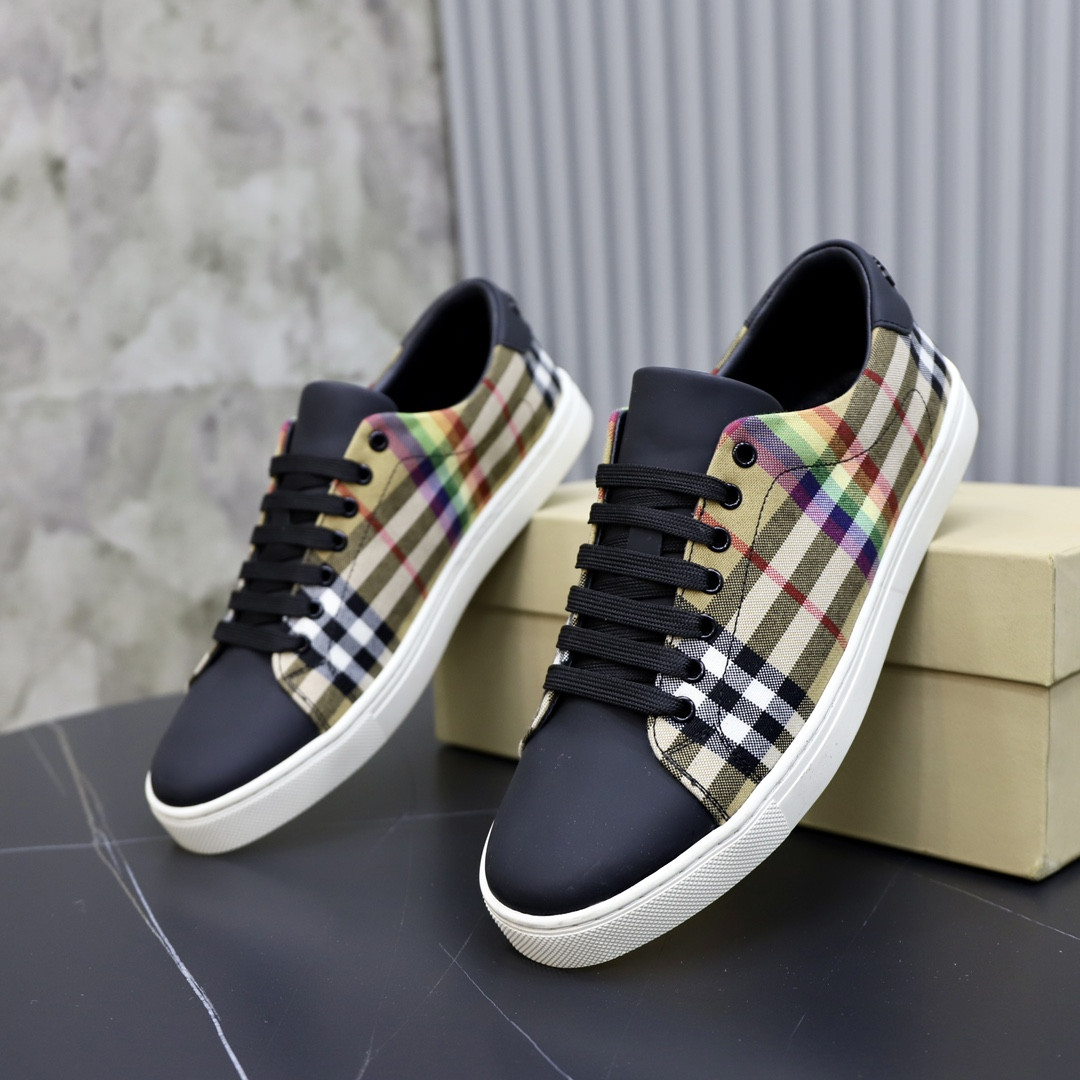 ua B**rry check sneakers