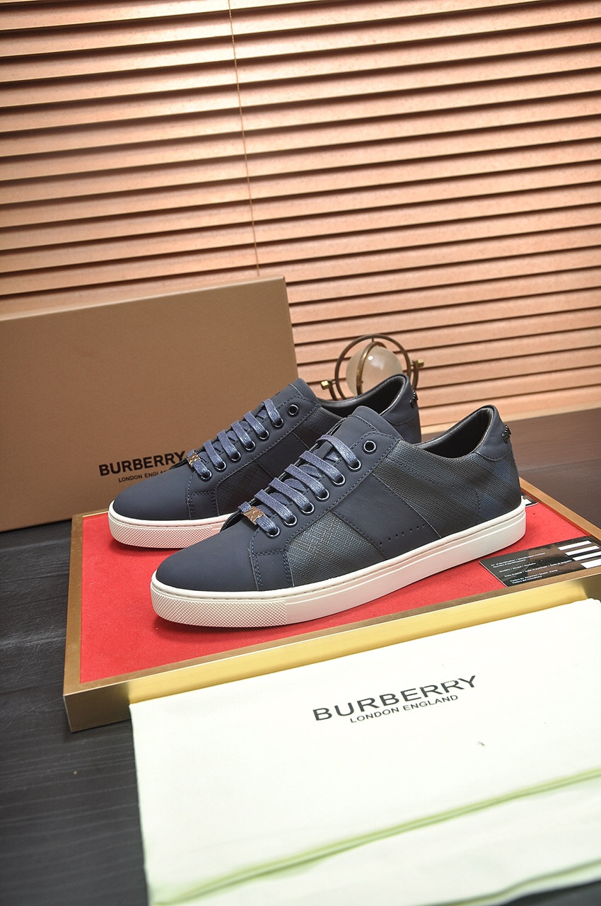ua B**rry sneakers