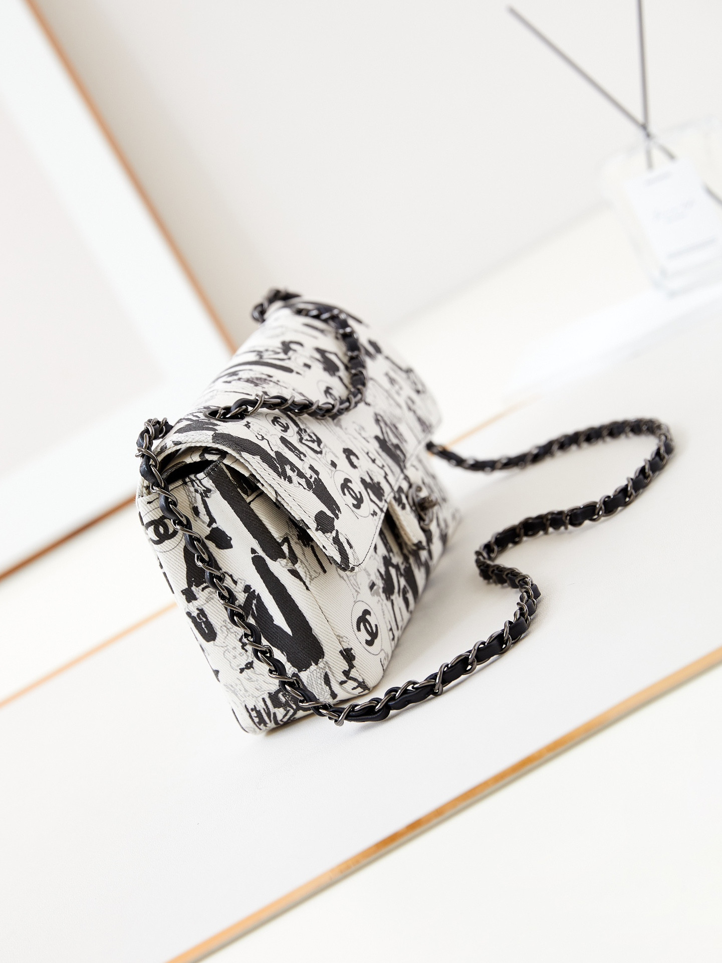 Ch*el classic flap bag 15.5×25.5×6.5cm