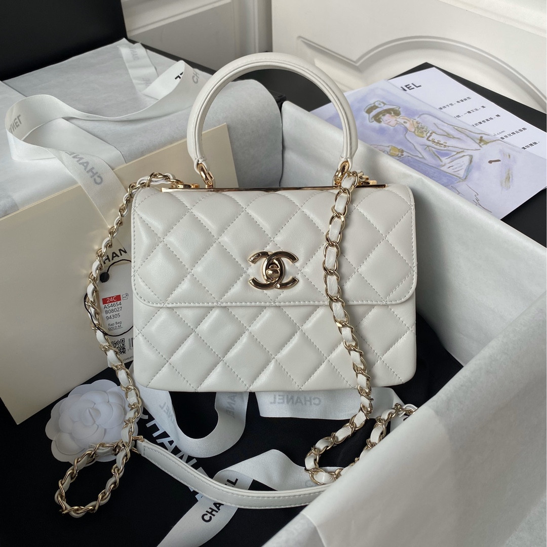 Ch*el trendy cc 23s 14.5 × 19.5 × 8 cm