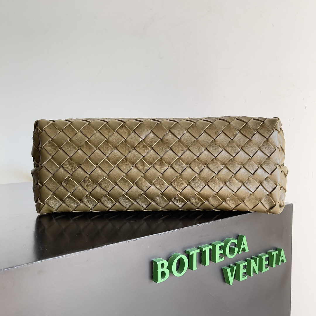 bo*te*ga Ve*ne*ta medium andiamo 32x25x11cm