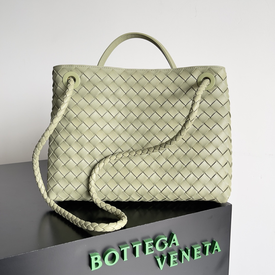 bo*te*ga Ve*ne*ta medium andiamo 32x25x11cm