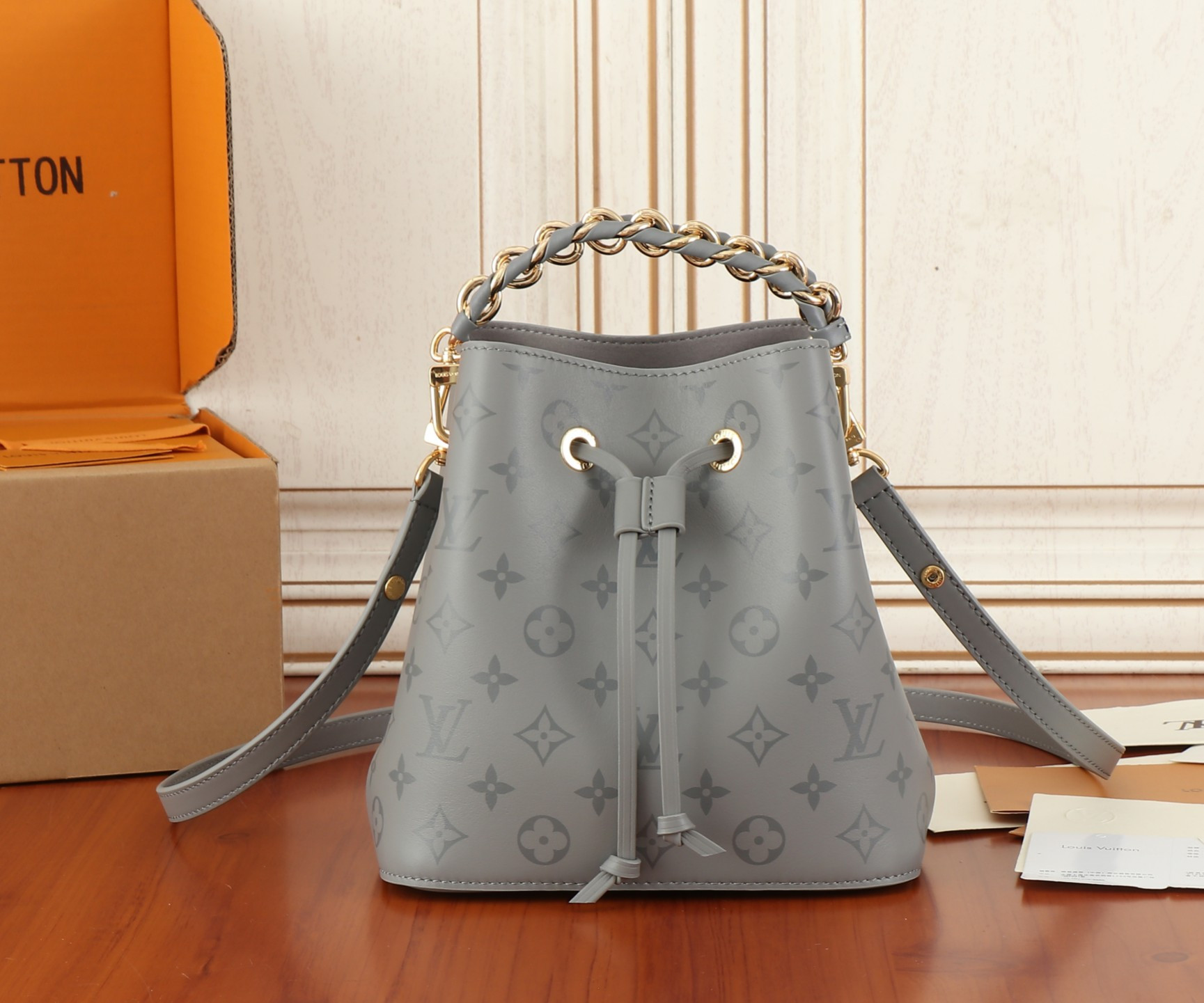 LV Néonoé BB  Monogram Ink M12749 20x20x13CM