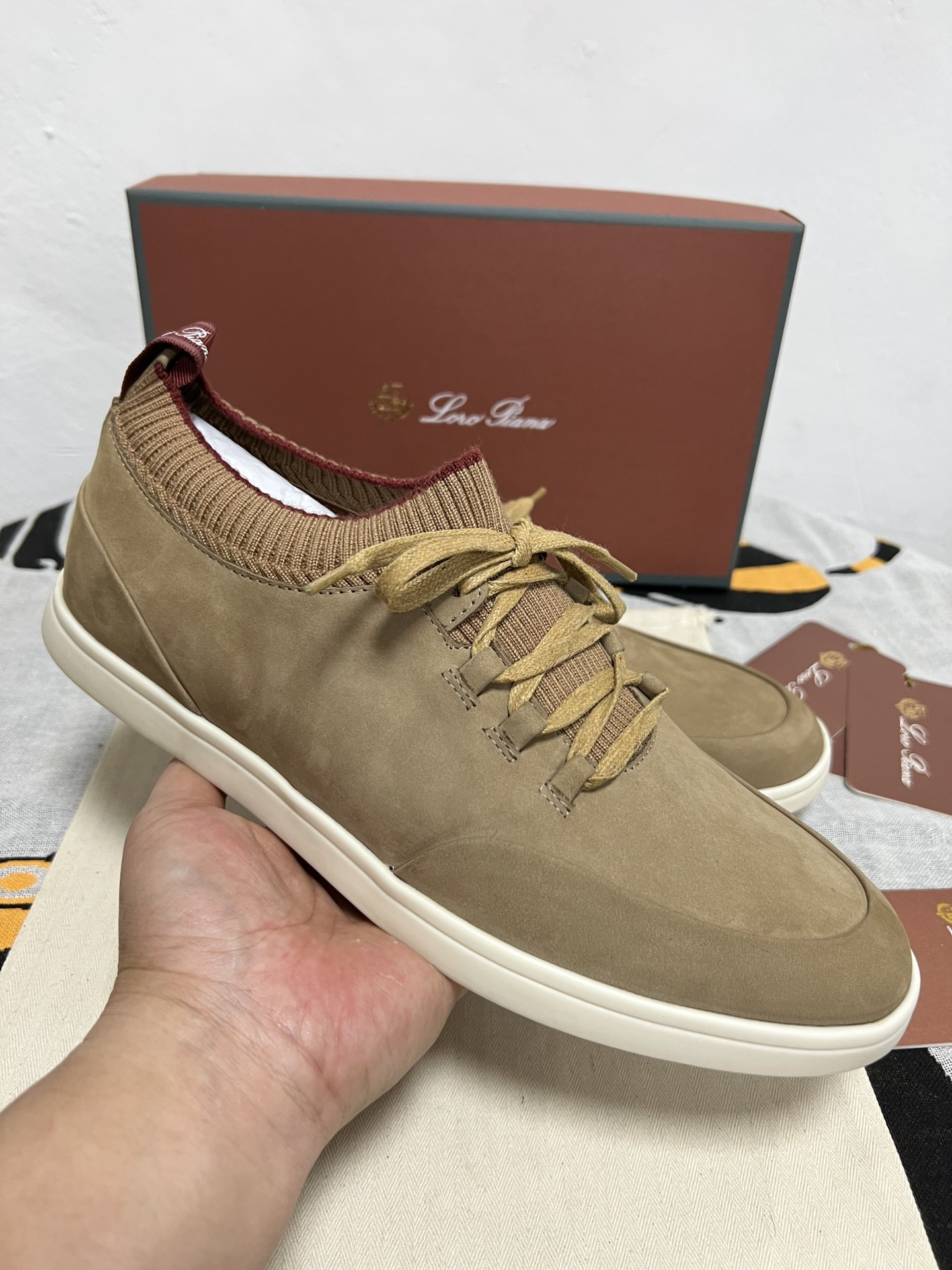 ua L**o p*ana soho walk sneaker