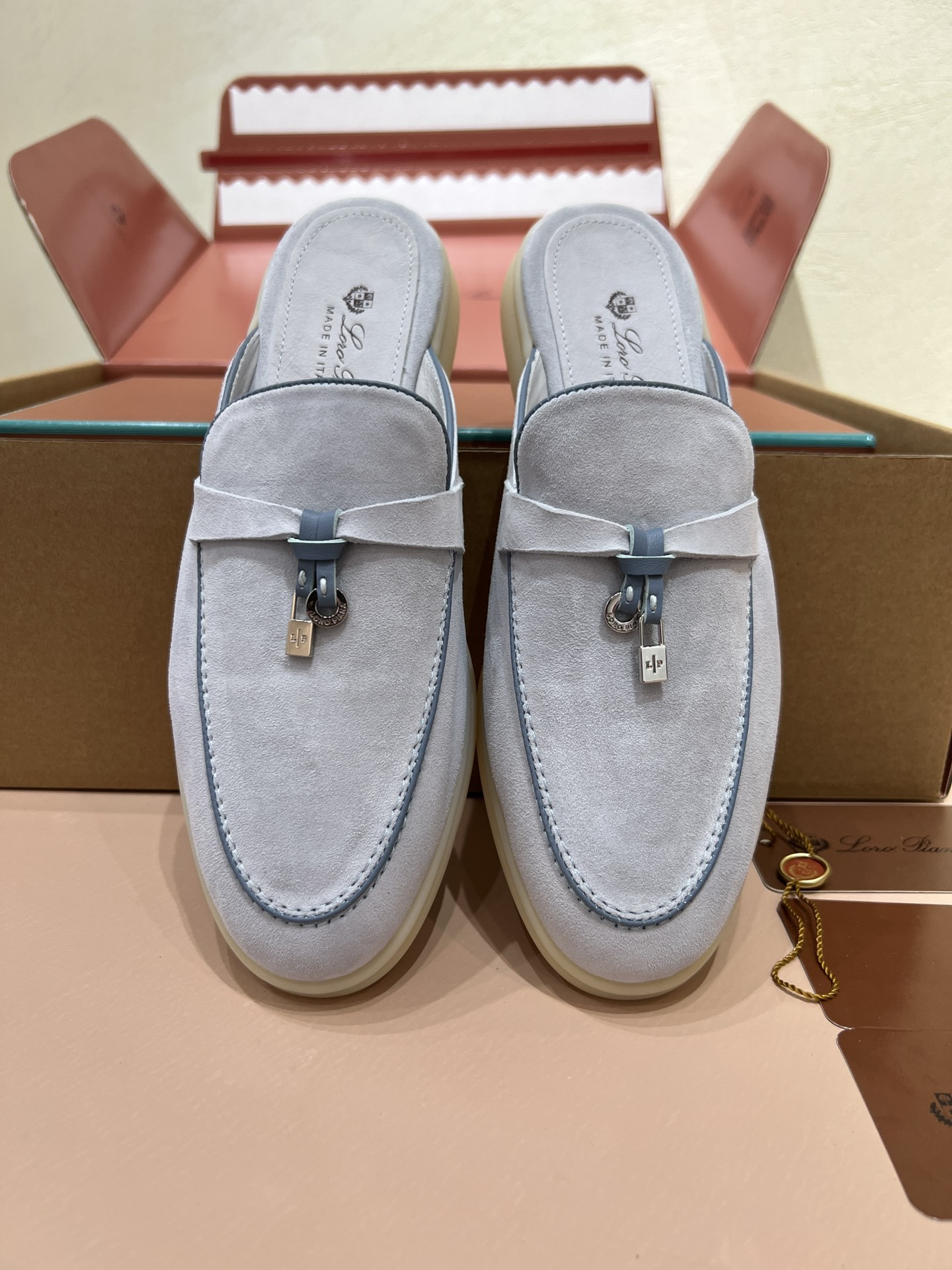 ua L**o p*ana babouche charms walk loafers