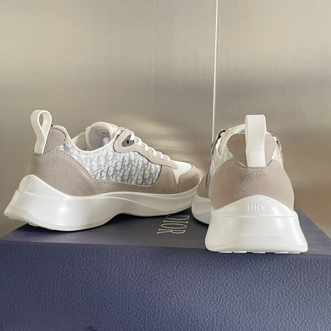 ua D*or b25 runner sneaker