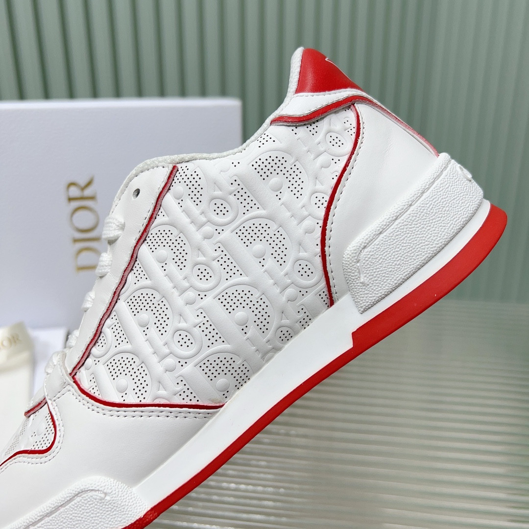 ua D*or one sneaker