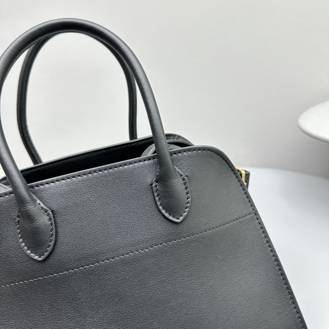 T*e R0w margaux 10 26x17.5x21cm