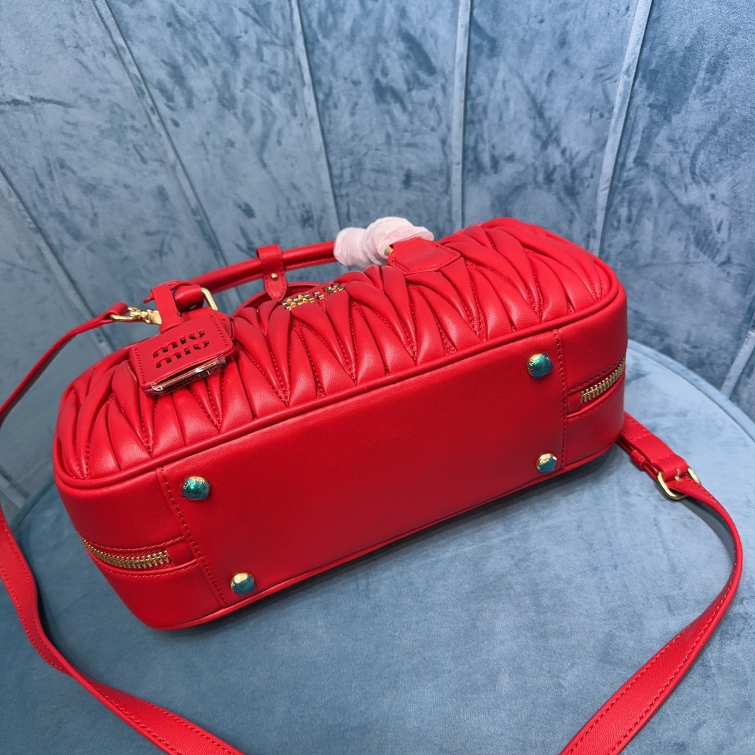 Miu Miu Arcadie matelassé nappa leather bag 12x27x9cm