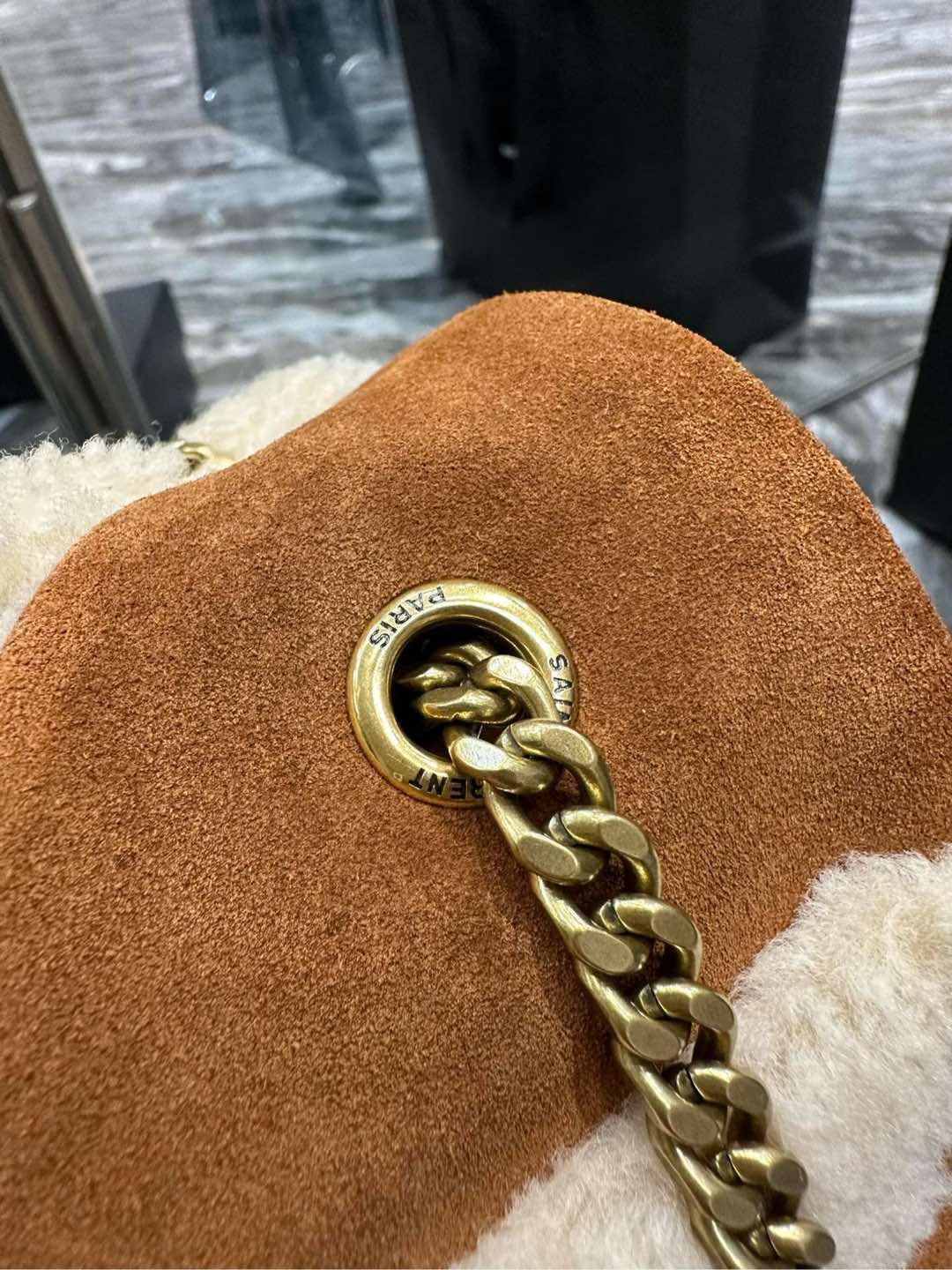 Y*L jamie large in suede and shearling 38×26×12cm