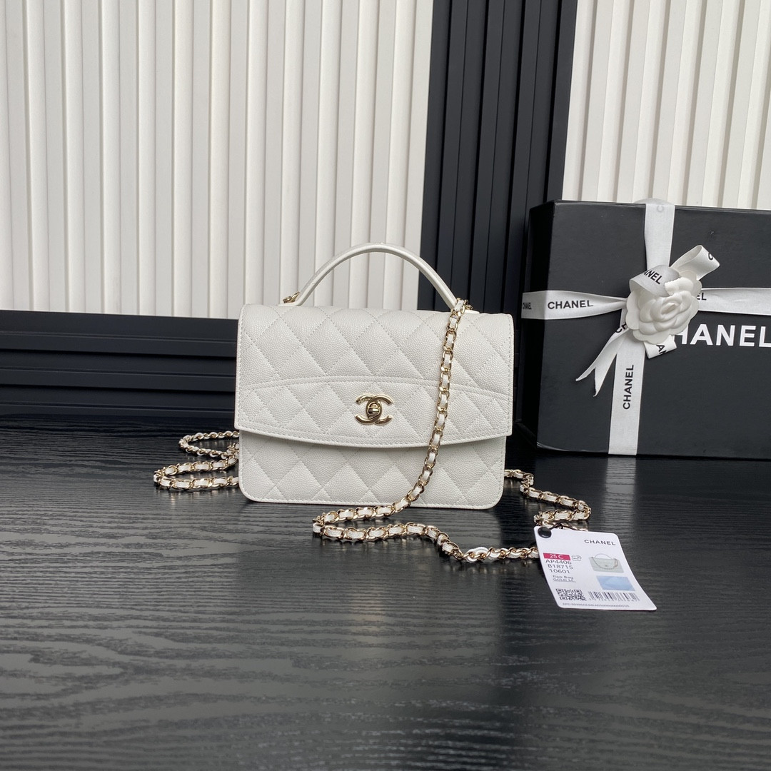 Ch*el 25c bags 14×18×3cm