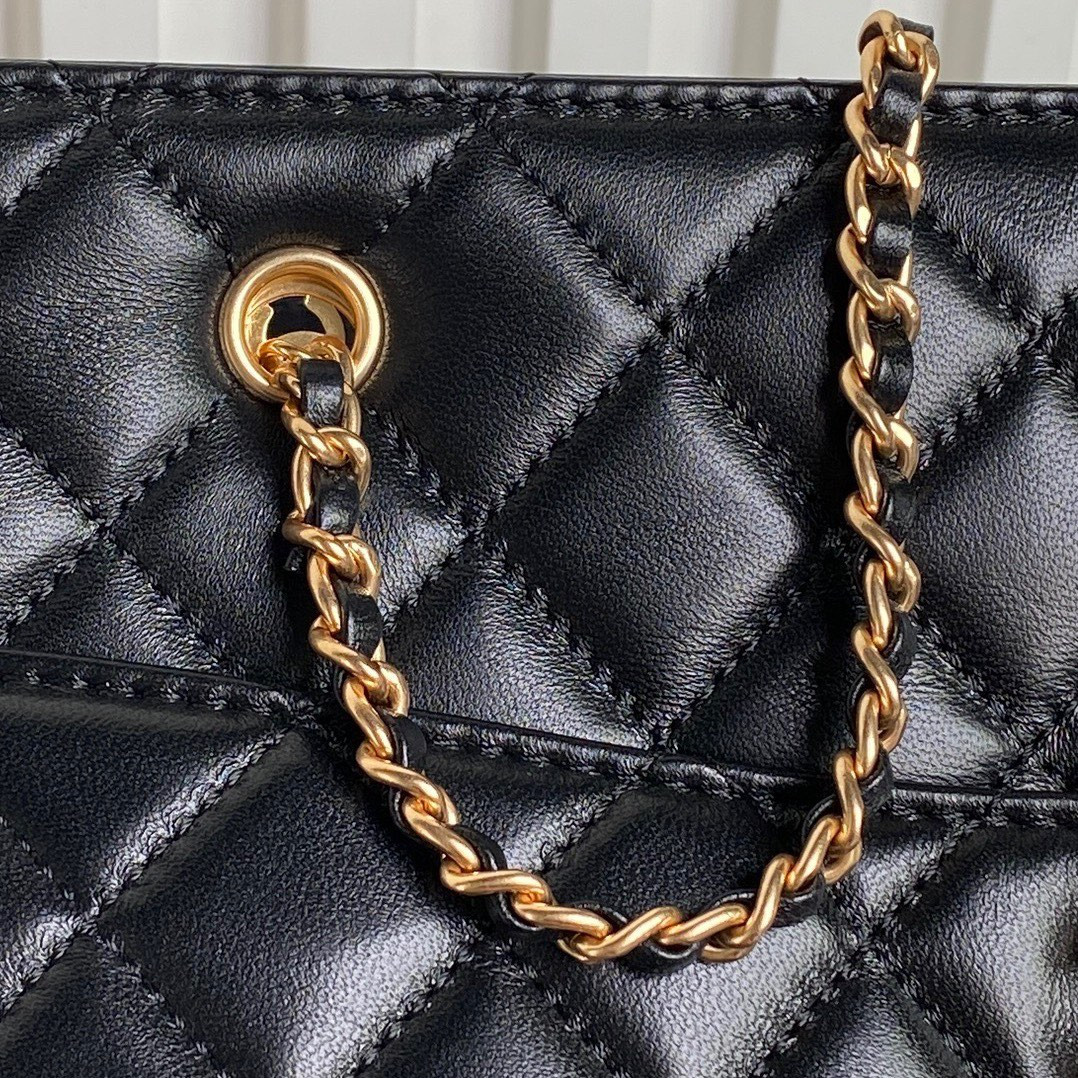 Ch*el shopping bag lambskin 24×32×12cm