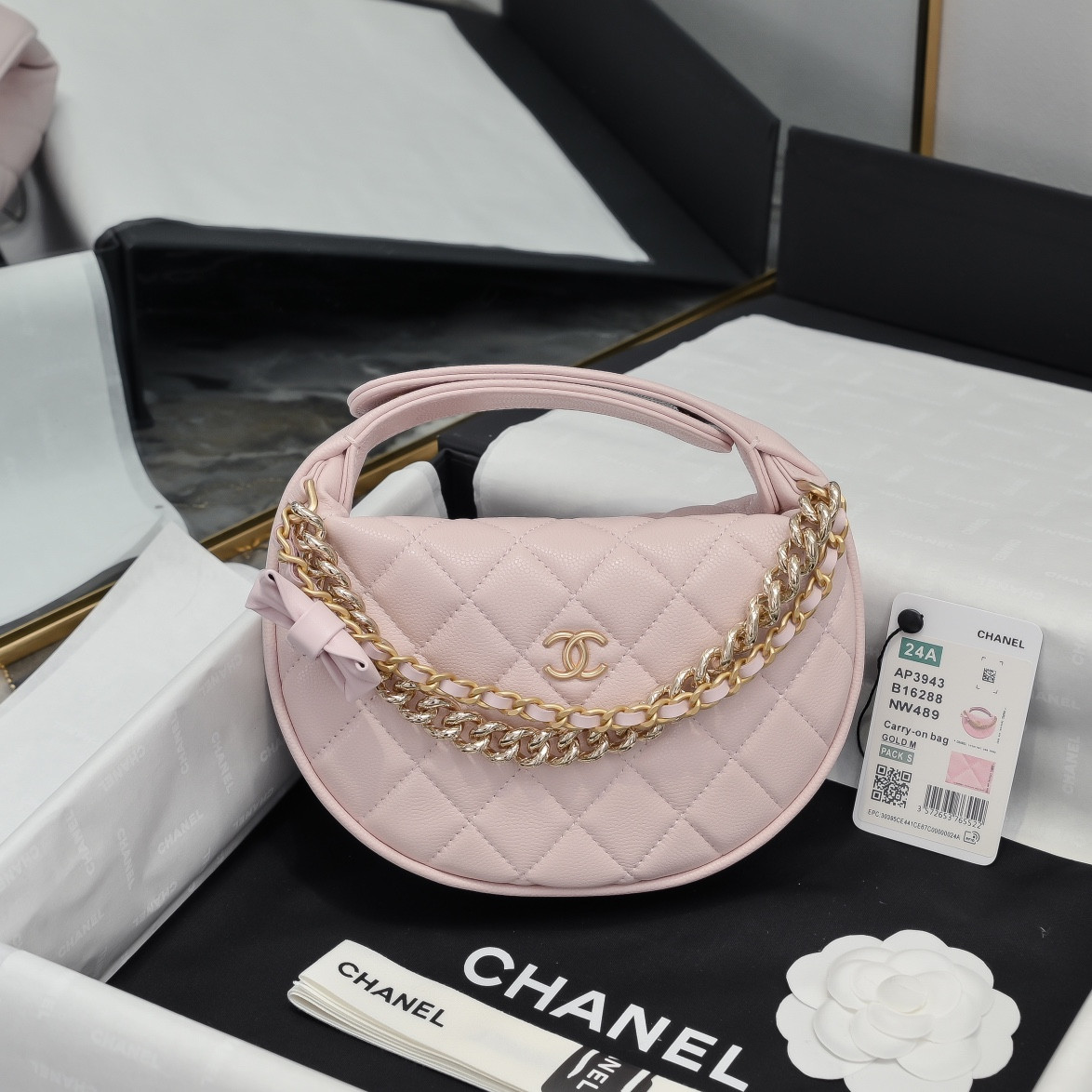 Ch*el clutch 18x17x8cm