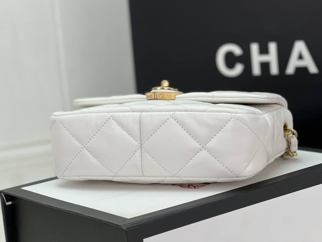 Ch*el flap handbag cf 21x14x6cm
