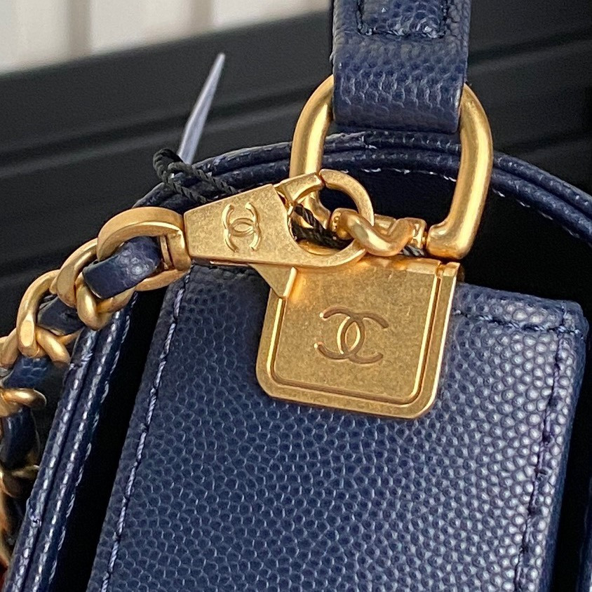 Ch*el classic flap bag 16×22×5cm as5166