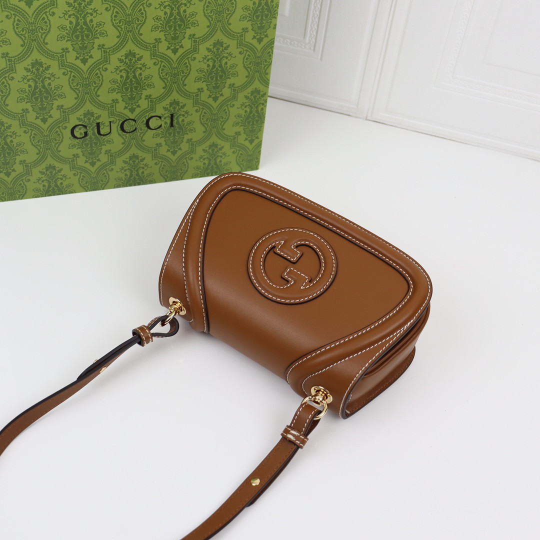G*u*i small blondie 21.5x11x8cm