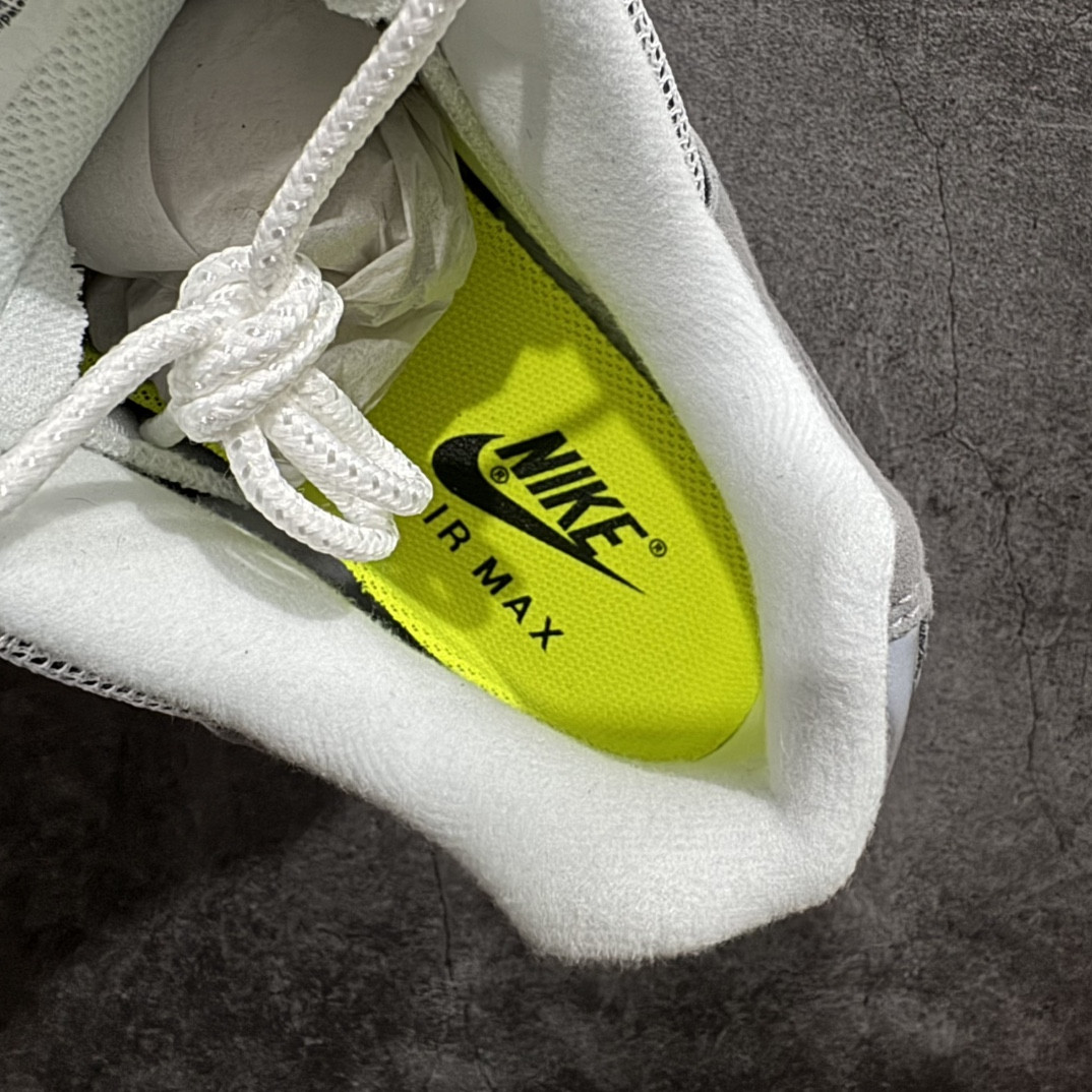 UA NIKE Air Max 95