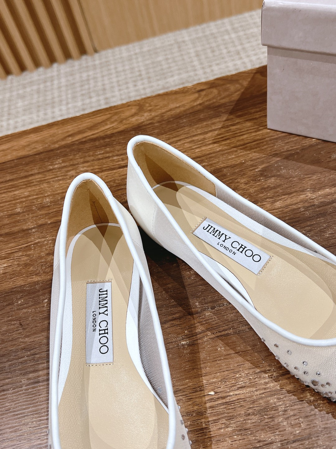 ua Ji*y Ch* flat shoes