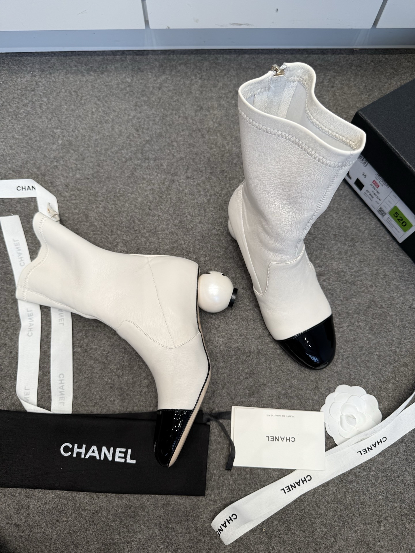 ua Ch*el mid-calf boots 6.5cm heel
