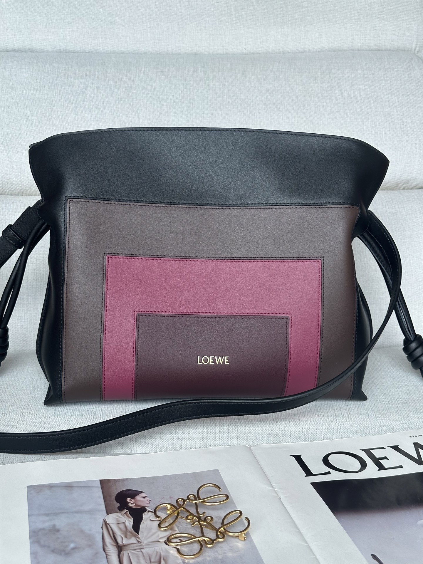 L0ew* x albers medium flamenco clutch in nappa calfskin 24.5x30x10.5cm