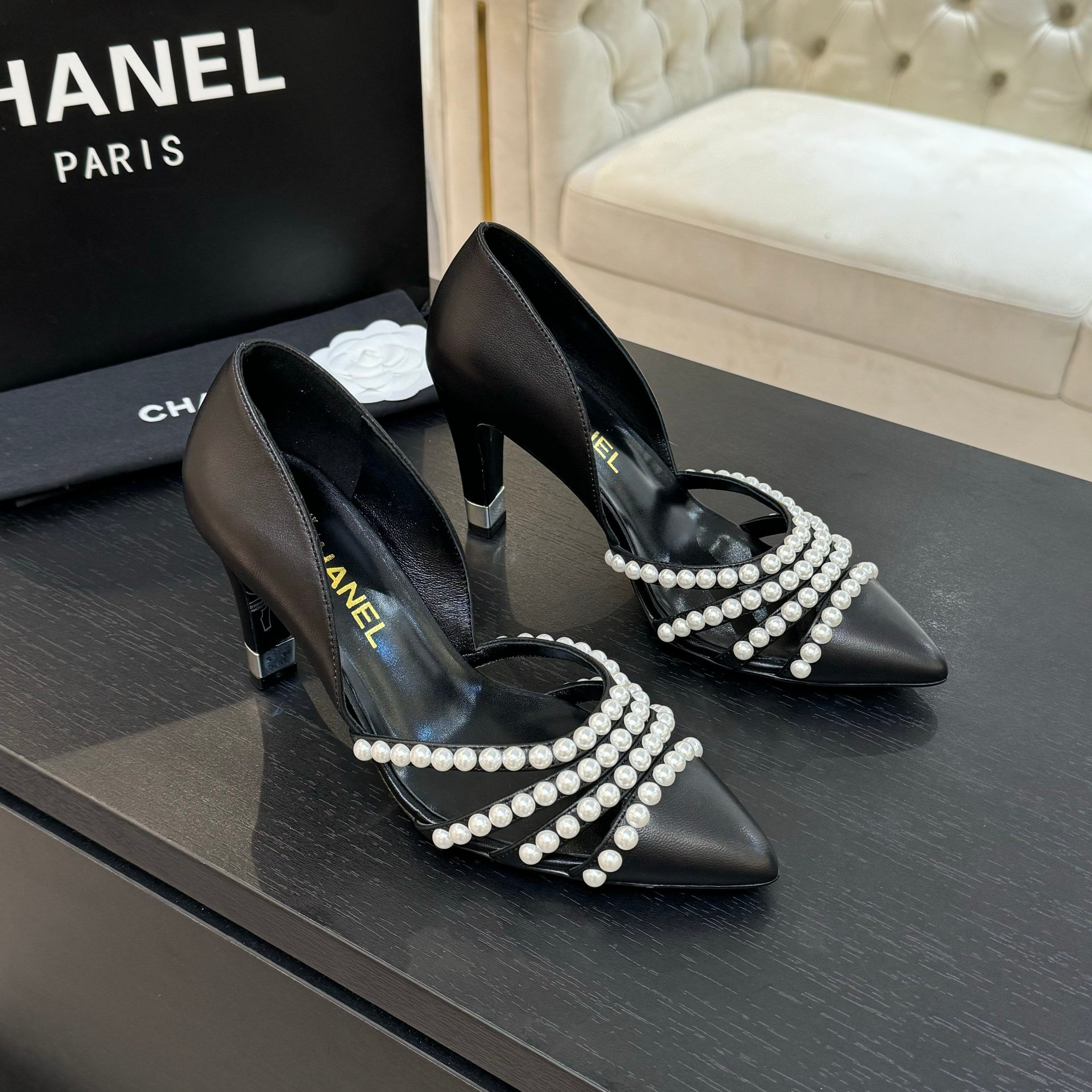 ua Ch*el pumps 8.5cm heel