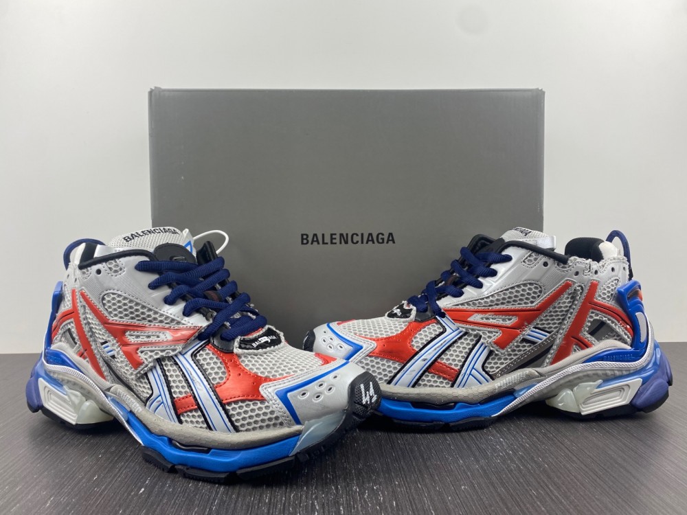 Ba*len*cia*ga runner sneakers