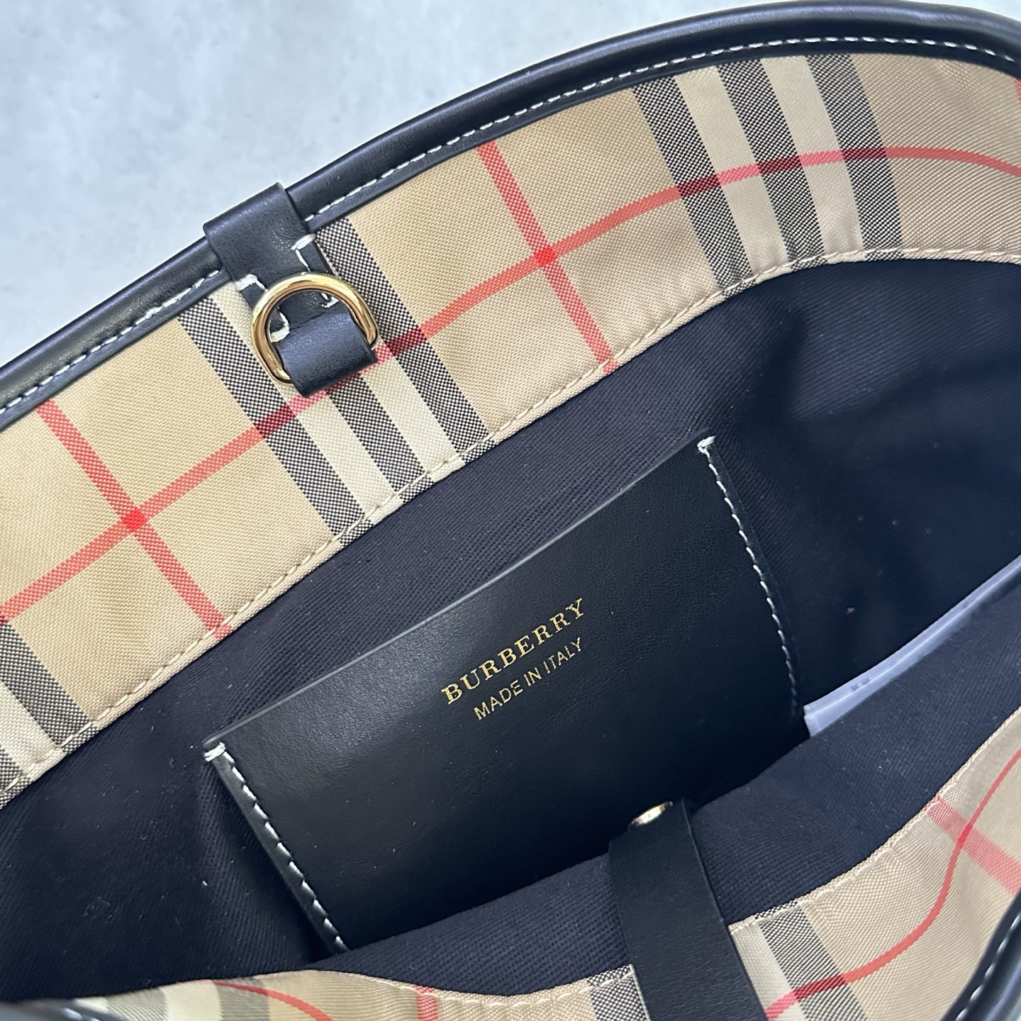 Bv*b*rry bucket-16x15x23cm