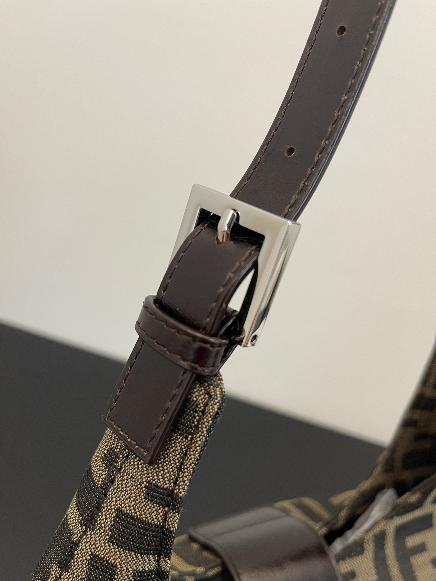 F**di vintage handbags-19x15x14cm