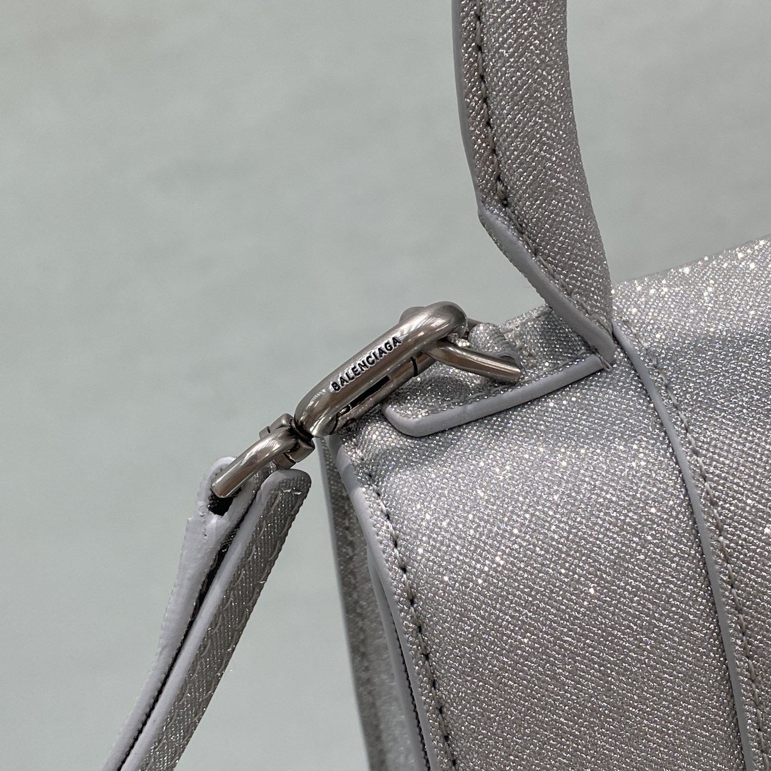 G*u*i&ba*len*cia*ga hourglass bag-19x8x21cm