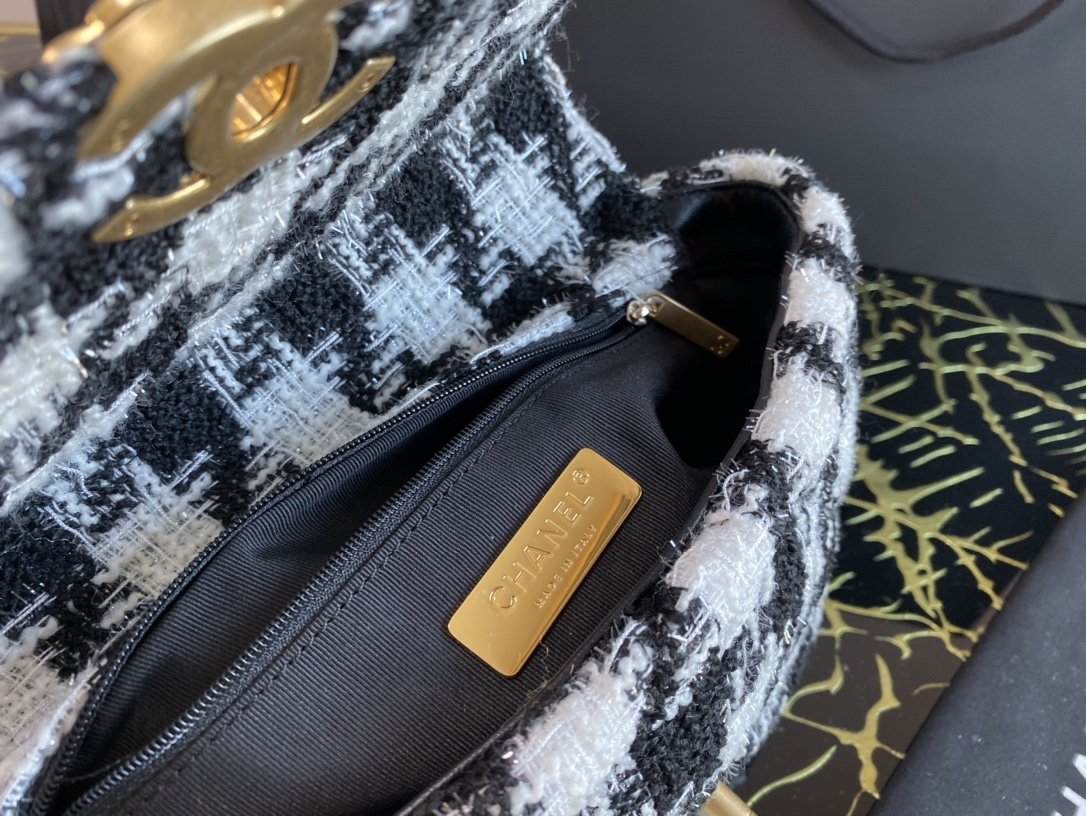 Ch@nel 19 Flap Bag-26CM