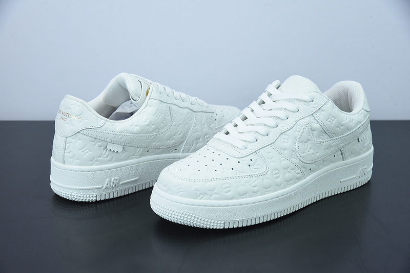 l0*is V*t0n&nike air force 1 low