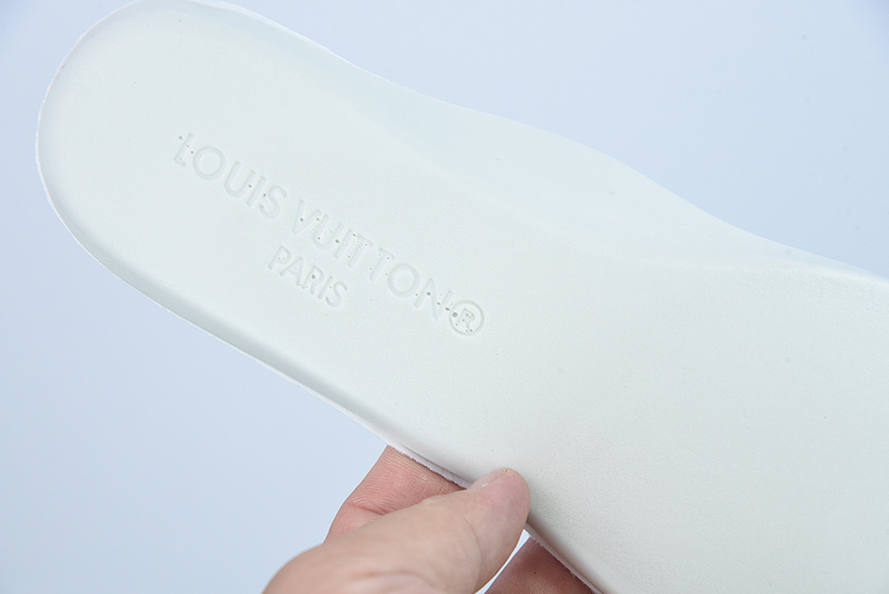 l0*is V*t0n&nike air force 1 low